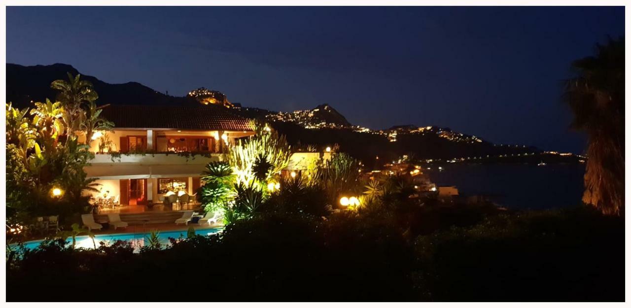 Villa Barbara Giardini-Naxos Exterior foto